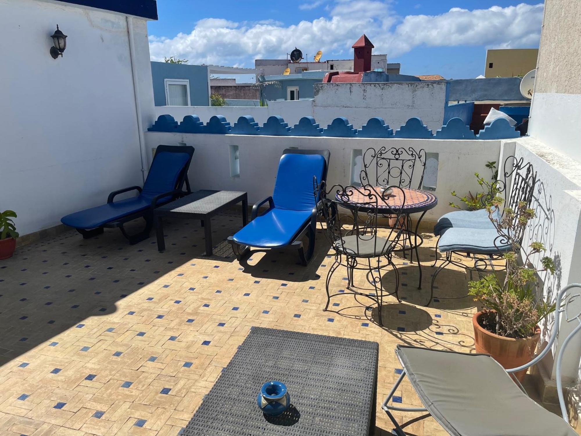 Riad Aicha Asilah Luaran gambar