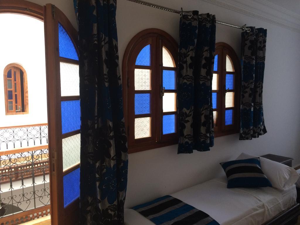 Riad Aicha Asilah Luaran gambar
