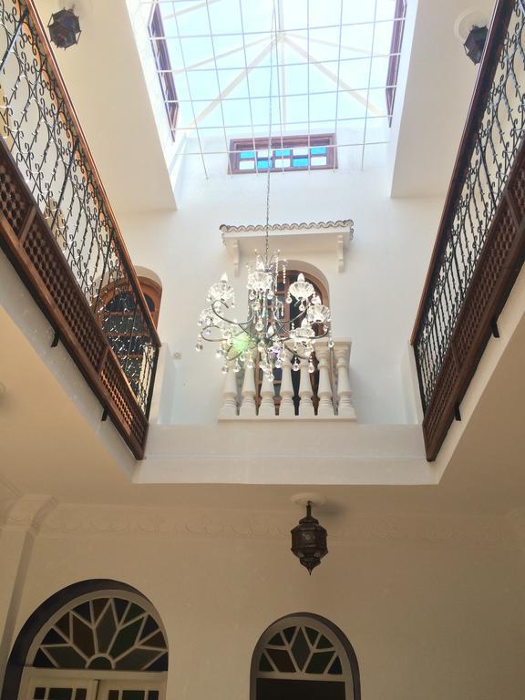 Riad Aicha Asilah Luaran gambar